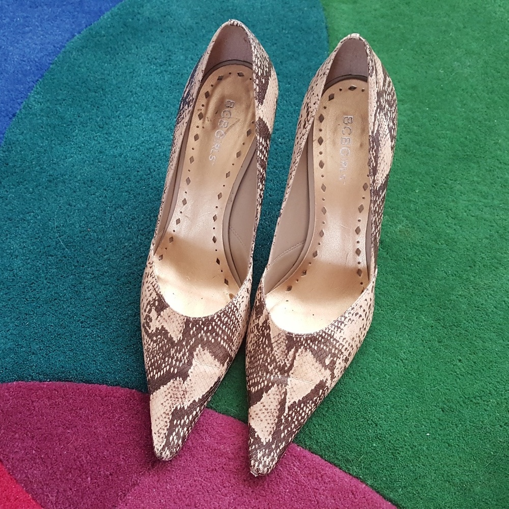 BCBGirls shoes. Size 8-1/2